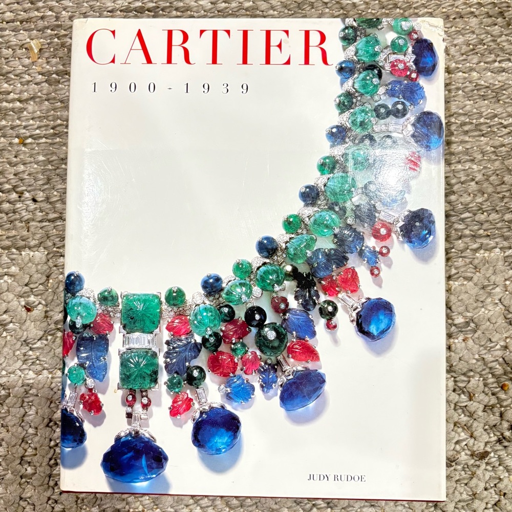 🏡Cartier 1900-1939 Coffee Table Book - Metropolitan Museum of Art